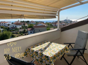 Отель Apartments Mery  Ровинь